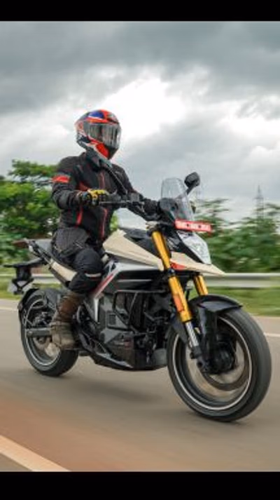 Top Adventure Bikes Under 3 Lakhs